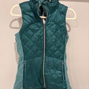 lululemon athletica Teal Quilted Vest